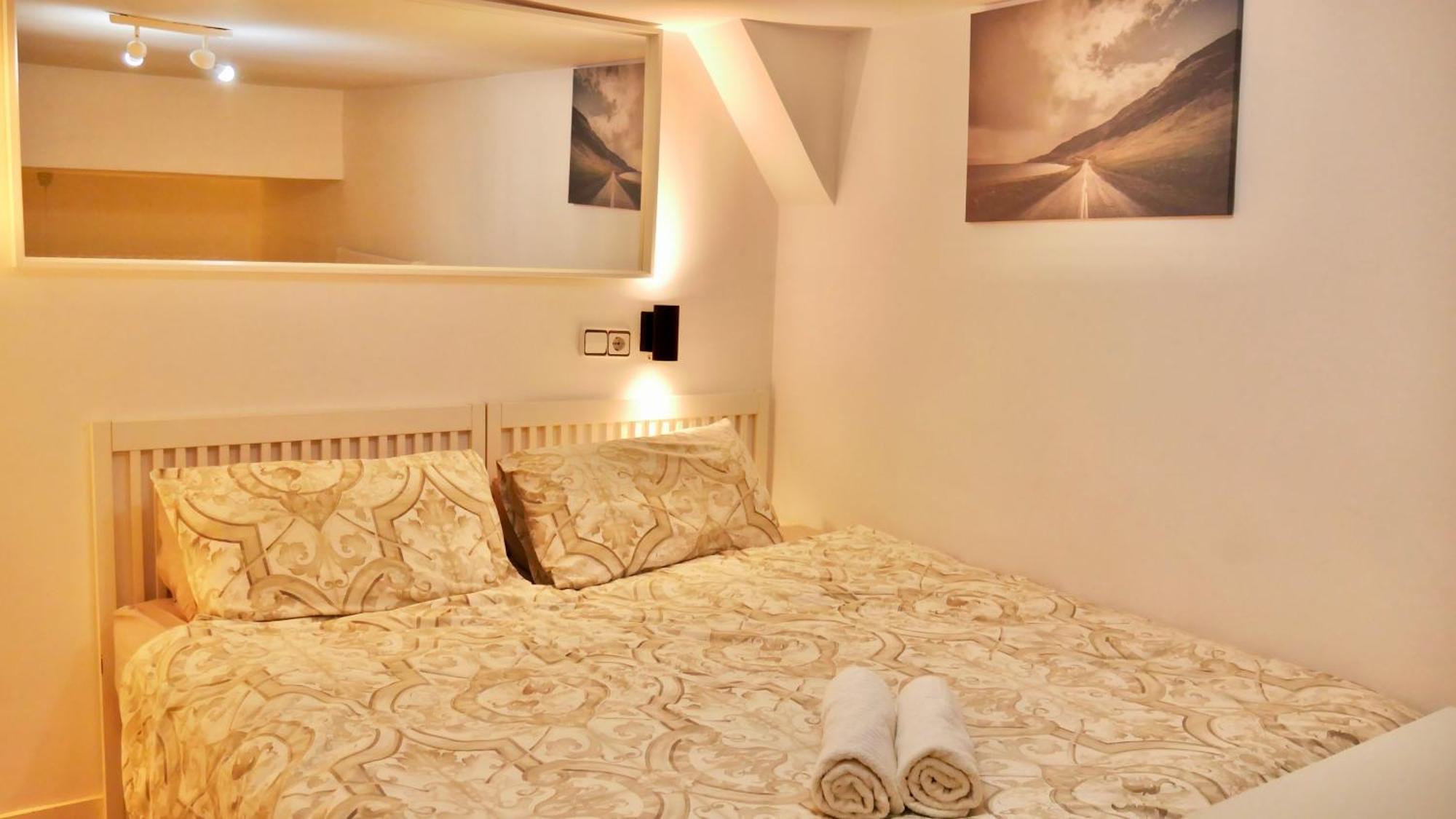 Duplex La Latina Centro Madrid Διαμέρισμα Εξωτερικό φωτογραφία